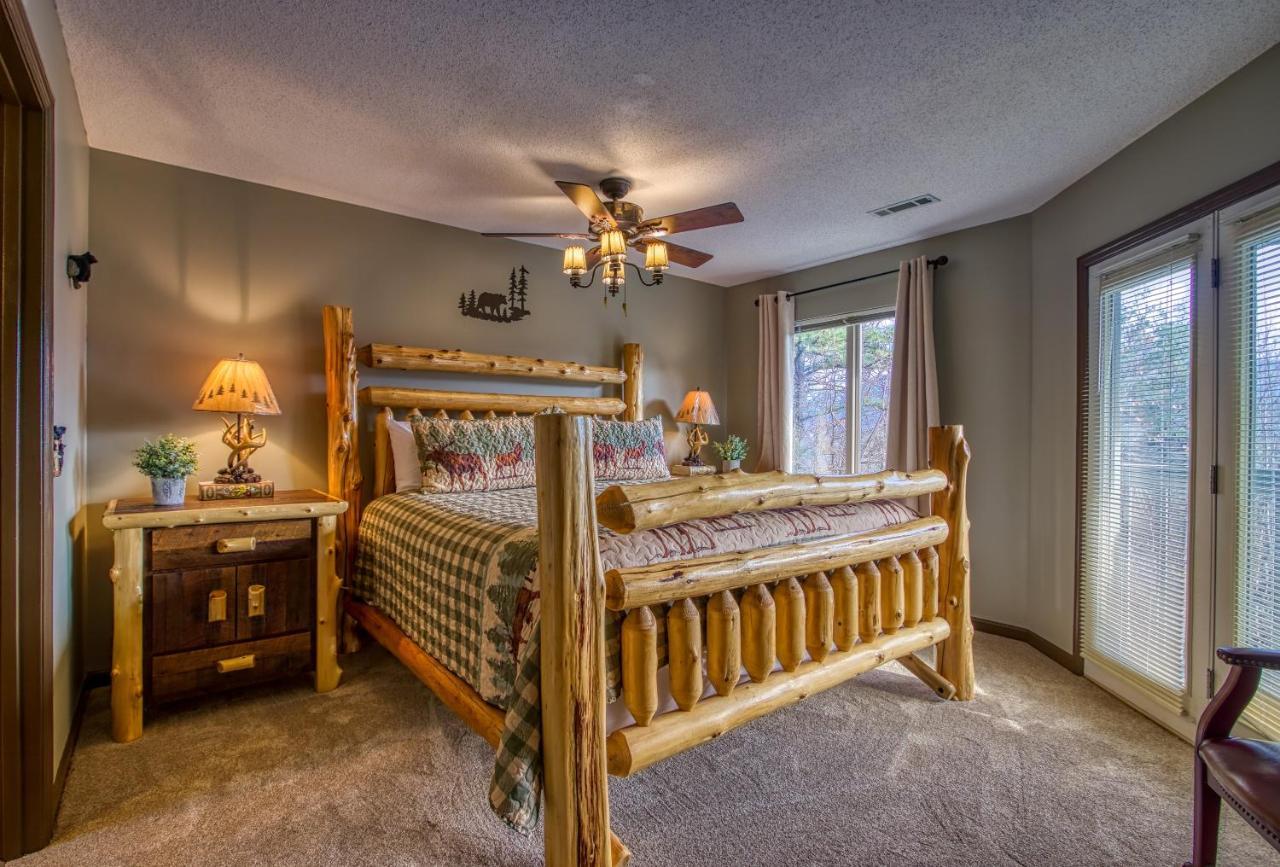 3 Decks, Mtn Views! Tree Tops By Honeybearcabins - Luxury Rain Showers, 3 King Suites, Xl Hottub, Fireplace, Bear Sightings Gatlinburg Ngoại thất bức ảnh